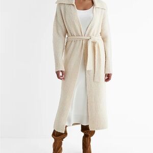 Express Boucle Oversized Collar Belted
Duster Cardigan